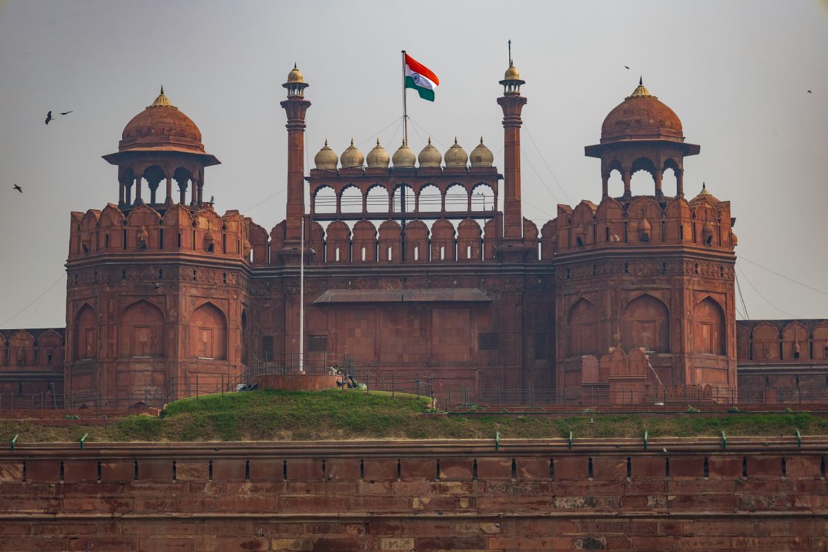 Inside the Diwan-i-Khas: Shah Jahan's Hall of Private Audience
